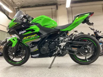 2018 Kawasaki Ninja 400 ABS KRT EDITION