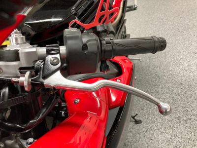2013 Yamaha R1 RAVEN