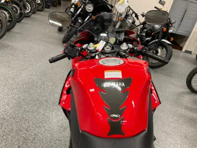 2013 Yamaha R1 RAVEN