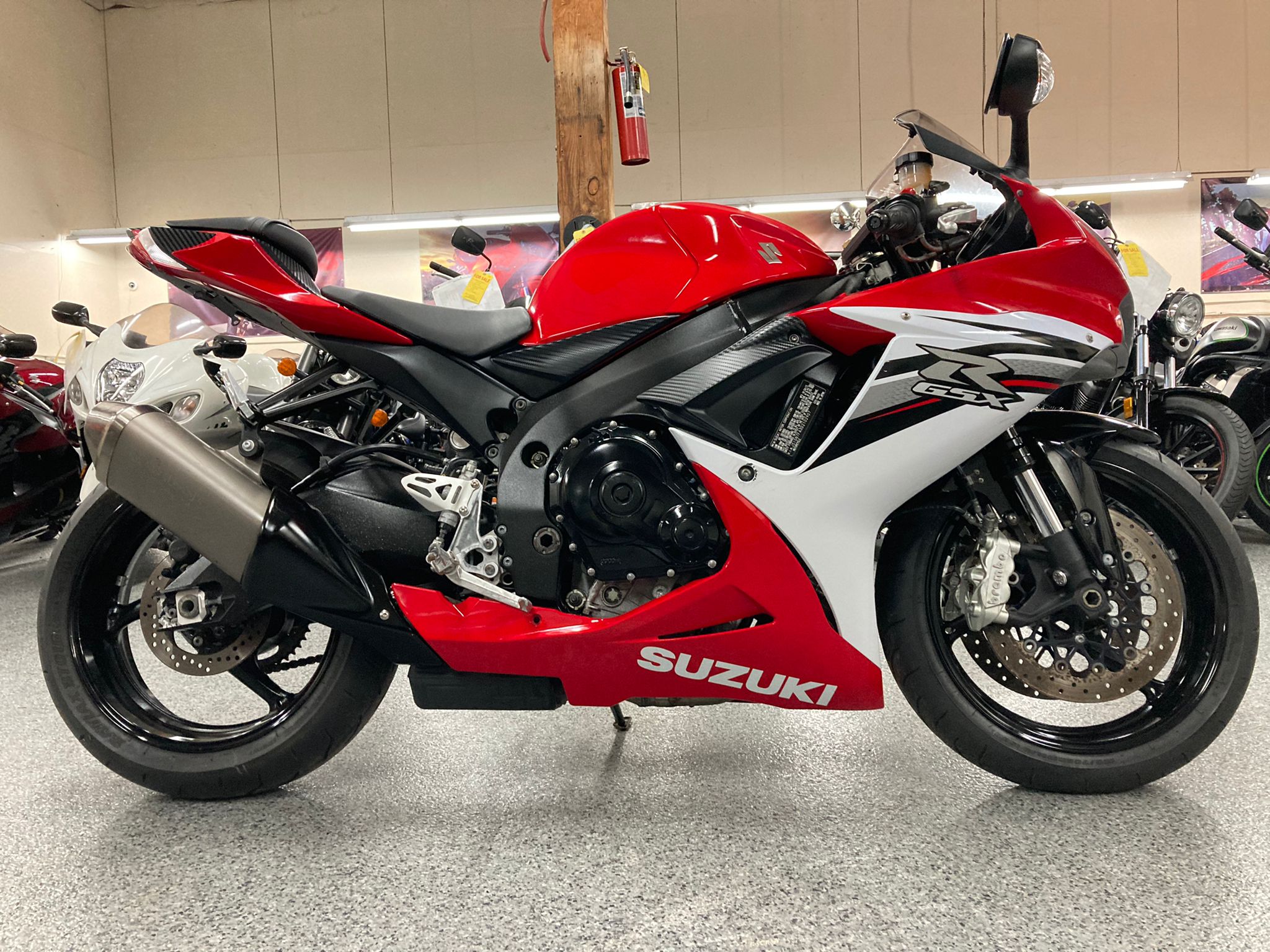 2013 Suzuki GSXR 600 - 2500 Miles | AK Motors