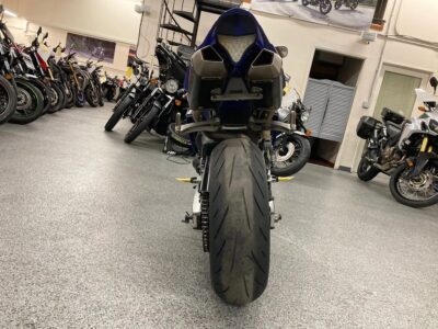 2009 Yamaha R1 Crossplane