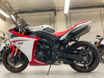 2009 Yamaha R1 Crossplane OHLINS