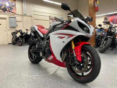 2009 Yamaha R1 Crossplane OHLINS
