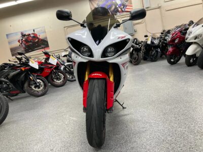2009 Yamaha R1 Crossplane OHLINS