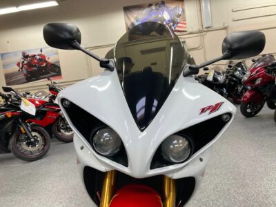 2009 Yamaha R1 Crossplane OHLINS