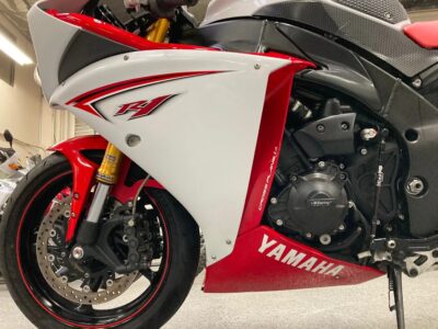 2009 Yamaha R1 Crossplane OHLINS