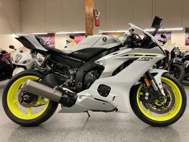 2017 Yamaha R6