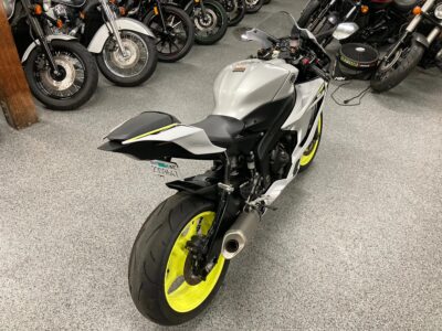 2017 Yamaha R6