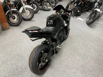 2012 Yamaha R1 RAVEN