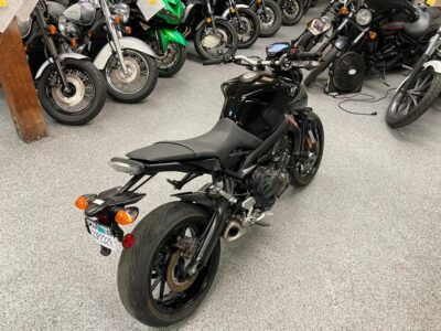 2016 Yamaha FZ09 FZ-09