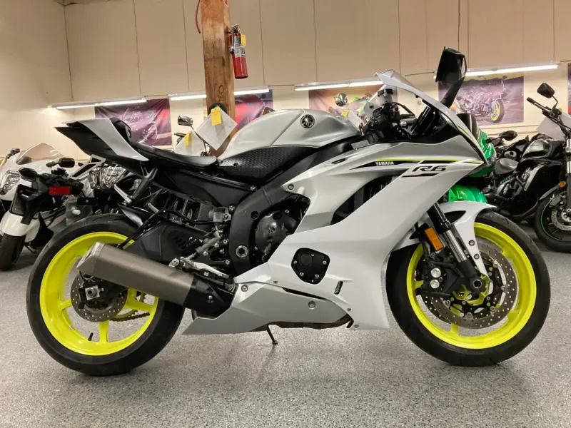 2017 Yamaha R6