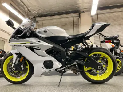 2017 Yamaha R6