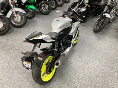 2017 Yamaha R6
