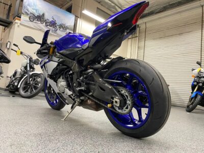 2016 Yamaha R1
