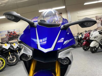 2016 Yamaha R1