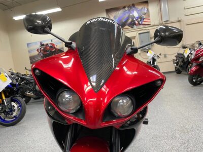 2011 Yamaha R1 Crossplane Raven