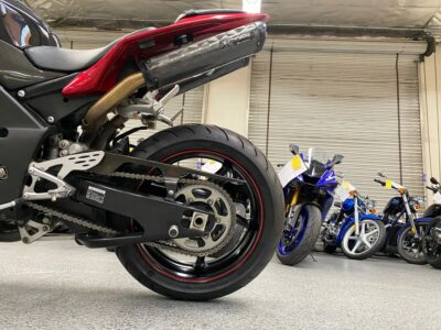 2011 Yamaha R1 Crossplane Raven