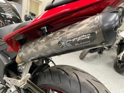 2011 Yamaha R1 Crossplane Raven