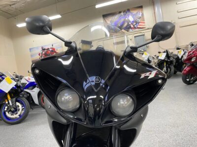 2009 Yamaha R1 Crossplane Raven