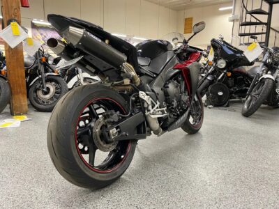 2009 Yamaha R1 Crossplane Raven