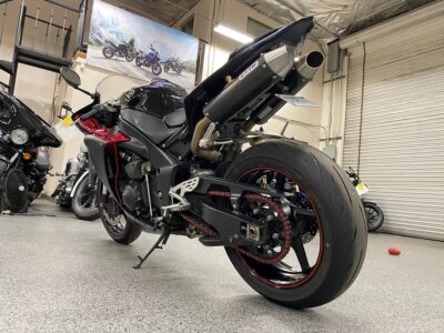 2009 Yamaha R1 Crossplane Raven
