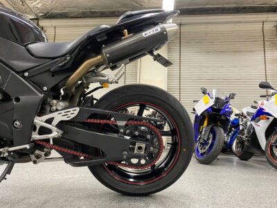 2009 Yamaha R1 Crossplane Raven
