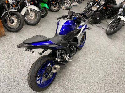 2015 Yamaha R3