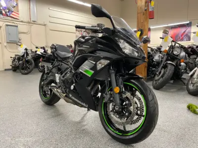 2019 Kawasaki Ninja 650 KRT EDITION