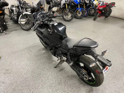 2019 Kawasaki Ninja 650 KRT EDITION