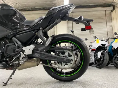 2019 Kawasaki Ninja 650 KRT EDITION
