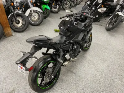 2019 Kawasaki Ninja 650 KRT EDITION