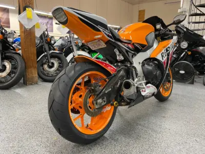 2015 HONDA CBR1000RR REPSOL EDITION