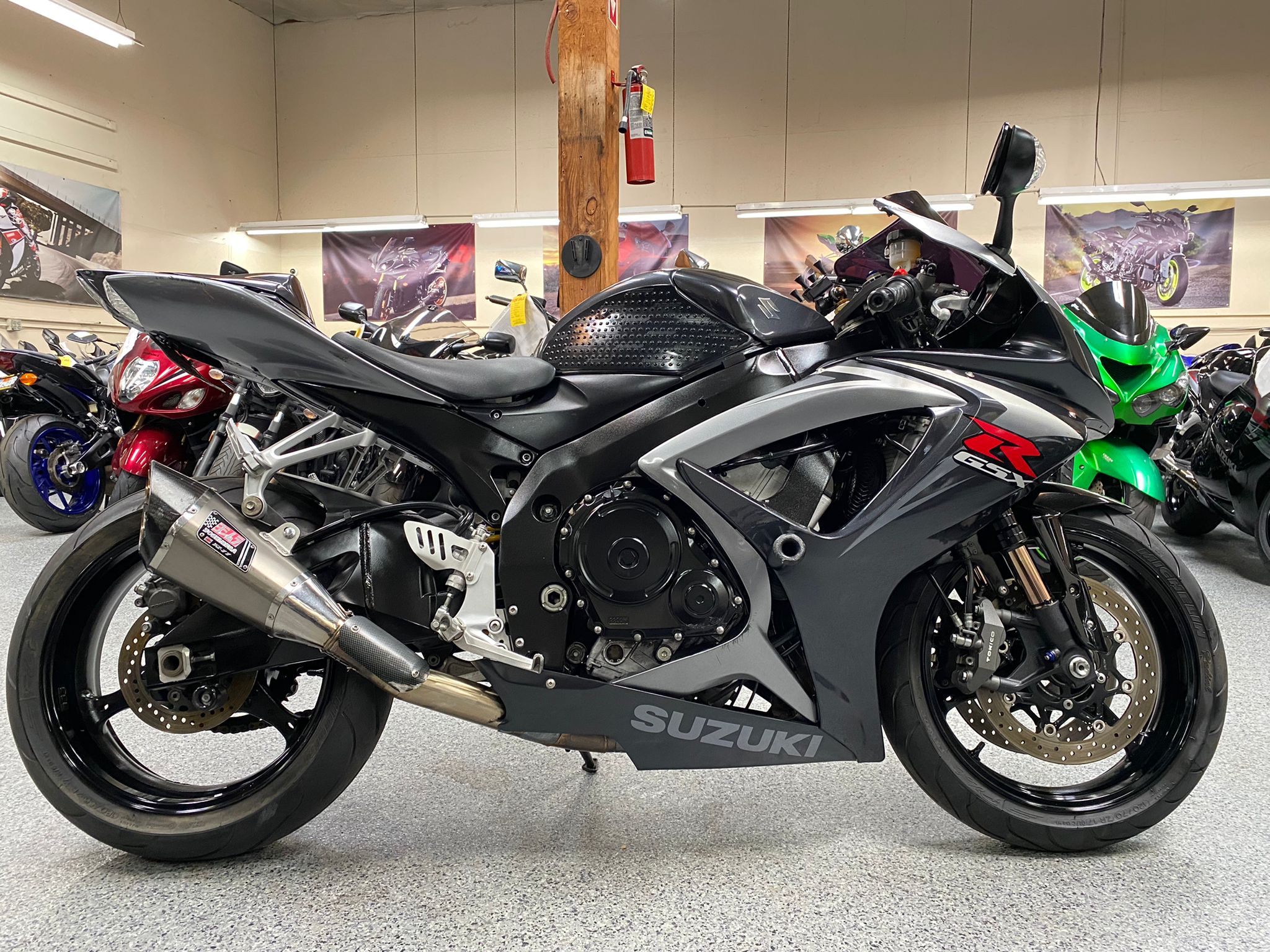 2007 Suzuki GSXR 750 - AK Motors