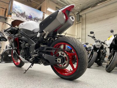 2012 Yamaha R1 RAVEN