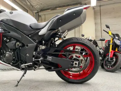 2012 Yamaha R1 RAVEN