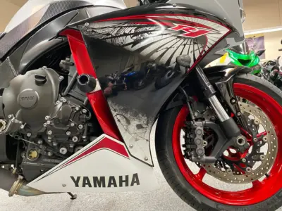 2012 Yamaha R1 RAVEN