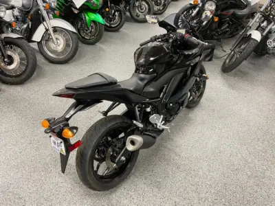 2021 Yamaha R3 ABS