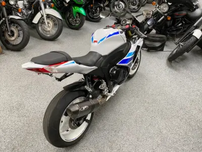 2013 Suzuki GSXR 1000 Commemorative Edition
