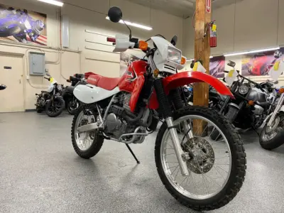 2016 HONDA XR650L