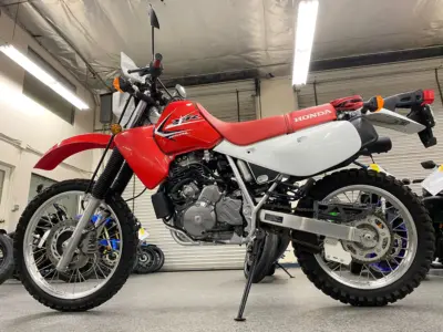 2016 HONDA XR650L