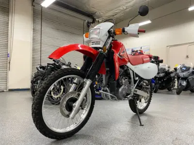 2016 HONDA XR650L
