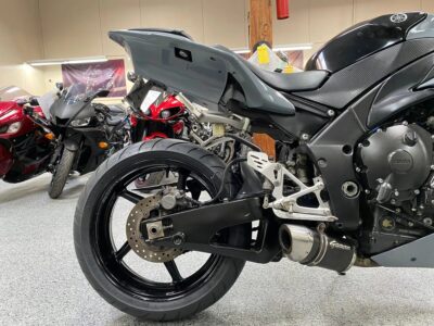 2009 Yamaha R1 Crossplane