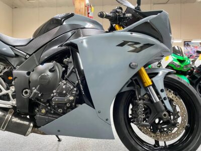 2009 Yamaha R1 Crossplane
