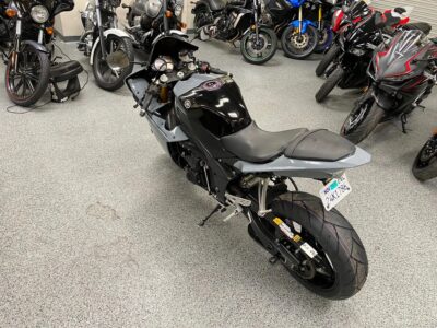 2009 Yamaha R1 Crossplane