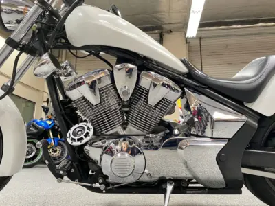 2011 HONDA VT1300CX FURY