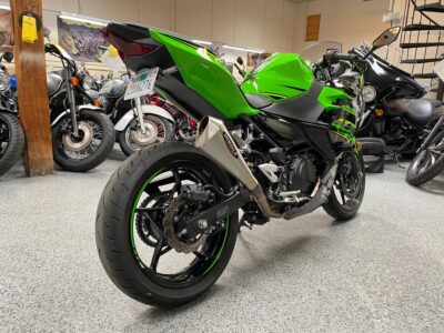 2018 Kawasaki Ninja 400 ABS KRT EDITION