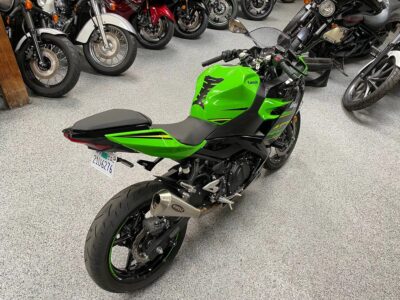 2018 Kawasaki Ninja 400 ABS KRT EDITION
