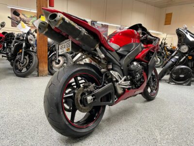 2007 Yamaha R1