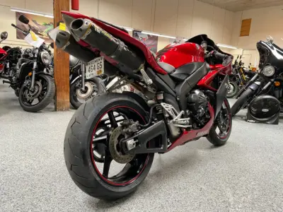 2007 Yamaha R1
