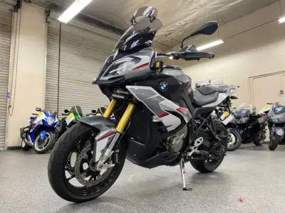 2016 BMW S1000XR PREMIUM